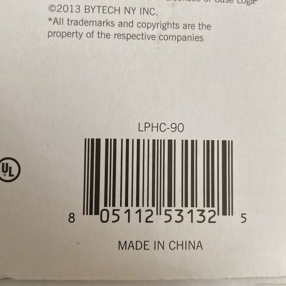 Universal Notebook Charger w/ charging port - Picture 3 of 3